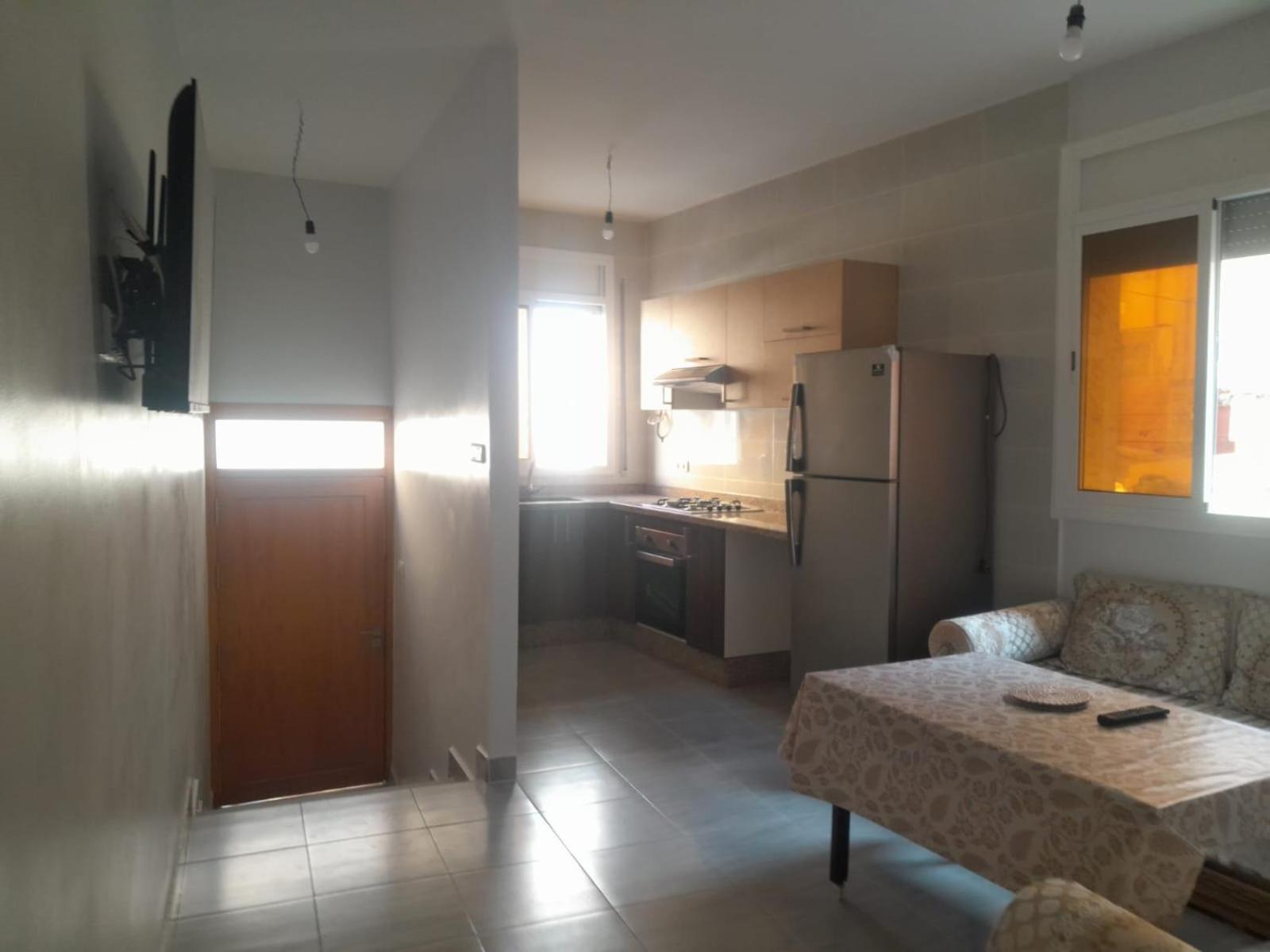 Alhoceima Ville Appartement Al-Ḥoseyma Esterno foto