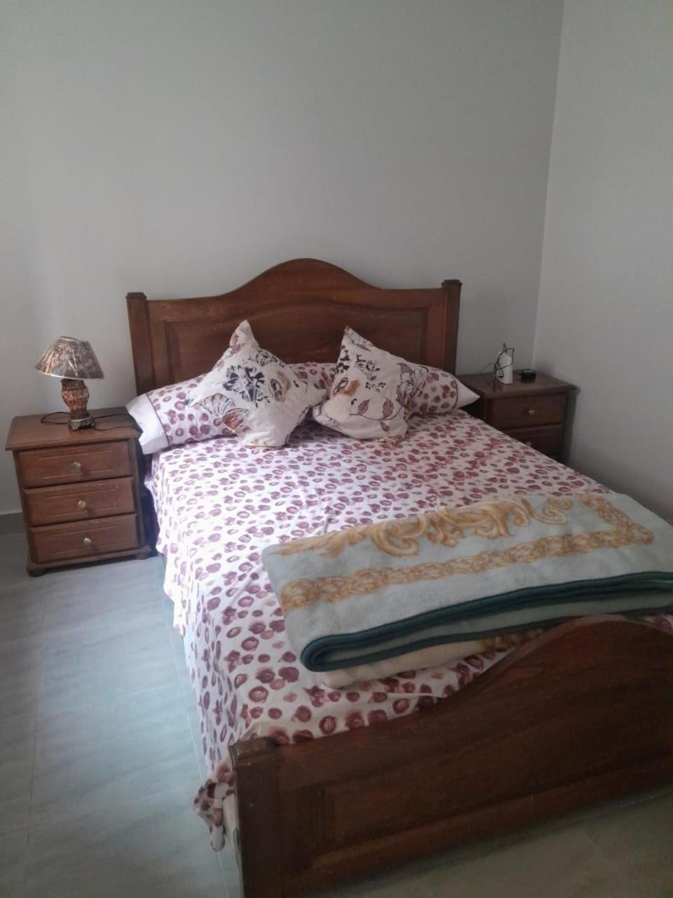Alhoceima Ville Appartement Al-Ḥoseyma Esterno foto